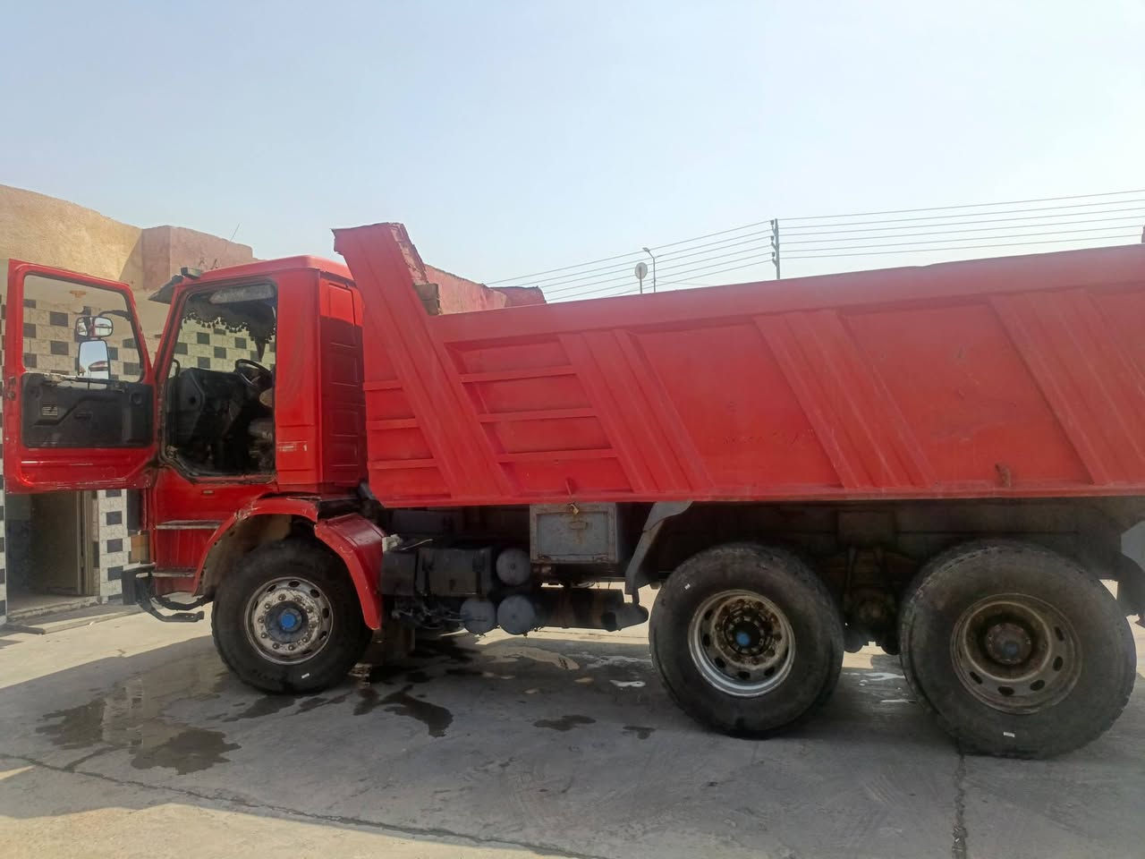 سكانيه 113 مكينه 13لا تنقيص ولا تبخير كير 3في 3 شاصي مكفول تخم تاير تبريد شغال رقم بصره سنويه بعده مامنتهيه مكان السياره ذي قار قضاء الجبايش *********** السعر عل تصال
