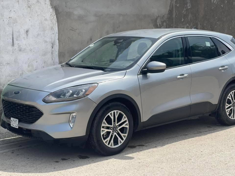 السلام عليكم... فورد اسكيب 2022 محرك 1500 تيربو
بيع مستعجل ، بسعر مناسب جداً 
للاستفسار ***********
عنوان بغداد
