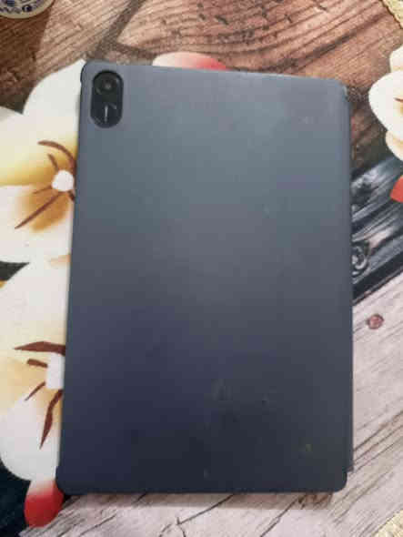 السلام عليكم عندي هذا ايباد اسمه هونر اكس 8 اي مع كاردونه مستخدم 5 اشهر سعره 300 بي مجال مكاني ناصريه قرب مستشفى تركي رقم هاتف ***********
