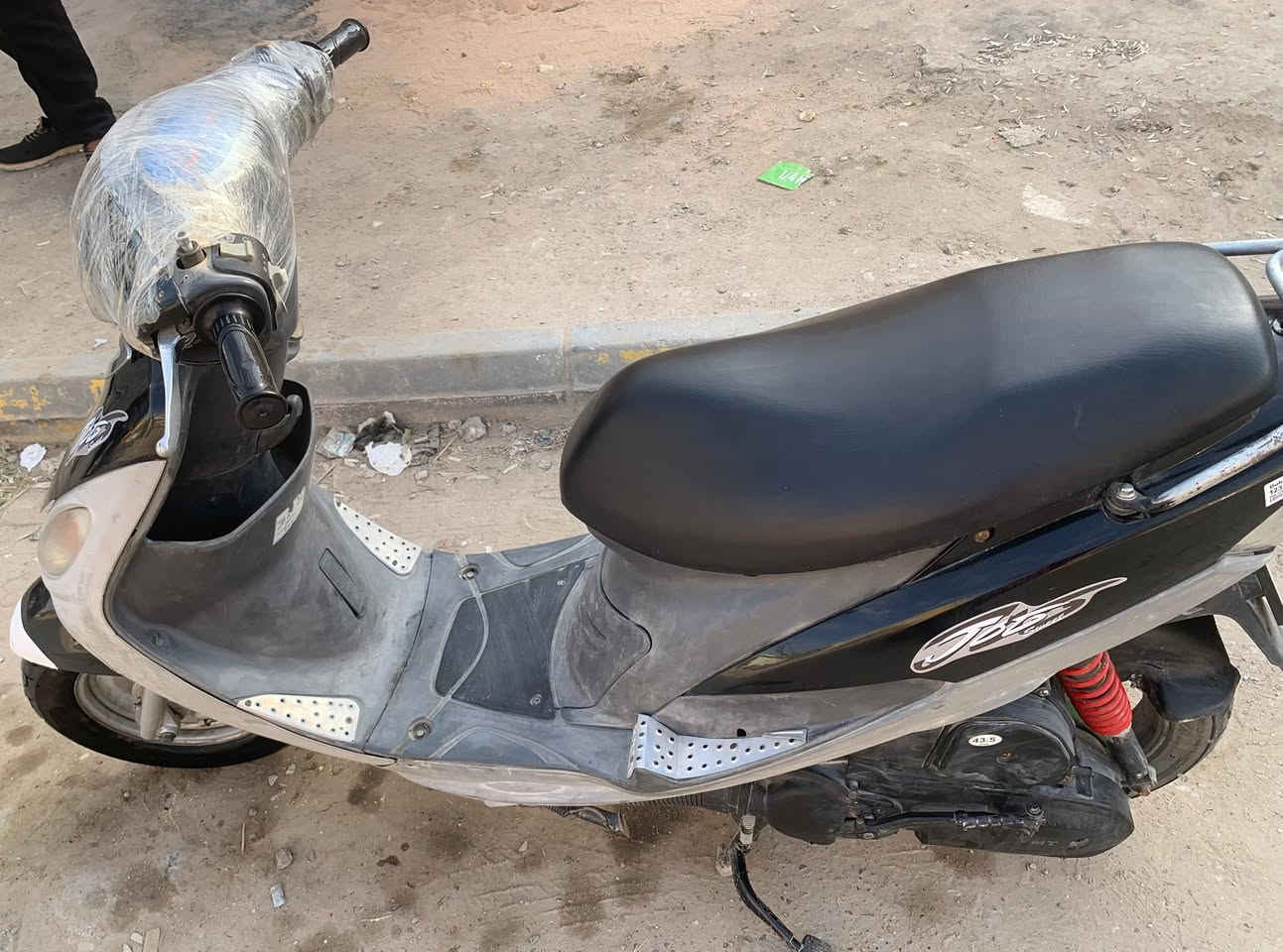 ماكس منغولي كلشي شغال بيه وكامله ما بيه اي نقص ومكينته ما مفتوحه والدراجه نضيفه كلش سعرها 600 وبيه مجال بسيط. الرقم ***********
