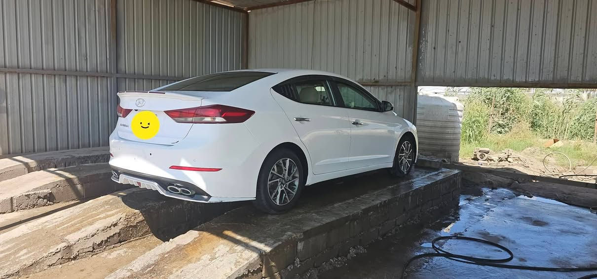 السَلٱمٌ عـَلـْيگمّ-ۈرحـْمّـٌة ٱللـّہ ﯙبُرگـّاتہ
النترا خليجي  2019 سوبر  بغداد باسمي رقم الماني فول ماعدا البصمة 
محرك  2000   تبريد ثلج قطعتين ماشيه 129كم وقابل للزيادة السيارة استخدام شخصي م̷ـــِْن البيت للدوام  بفضل •اللّـہ̣̥ صارلها عِنـ.̷̷̸̷̐ـديّ  3سنوات برغي مفاتح بيها اخذتها ماشية 45كم 
دسكات جديد  تخم تاير بيها قطعتين الباب ال خلف السائق وجوة بابية البانزين والدعاميات مصبوغات وبيها صور السونار 
كير ومحرك خير م̷ـــِْن •اللّـہ̣̥ ترايك م̷ـــِْن بغداد  للبصرة
 مكاني بغداد ابو غريب  *********** -*********** 
الشراي يتصل موجود واتساب وخط
