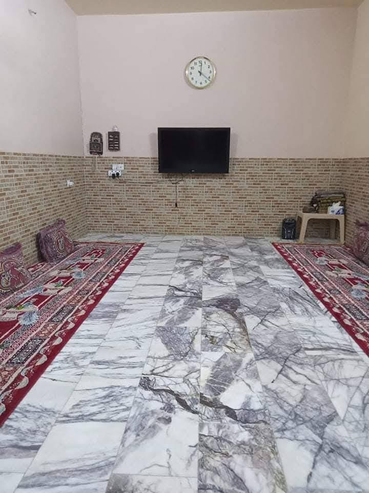بيت للبيع المساحه 150 بي بناه القاط الأول استقبال وغرفه وحولي وحمام ومطبخ وكراج وثنين تروكه وكراج سياره القاط الثاني ثلاثه غرف نوم وثنين حمامات
الموقع اخير الشعله حي الصناعي
متوفر ماي ومجاري وكهرباه
الاستفسار انتصال ***********
بيت للبيع المساحه 150 بي بناه القاط الأول استقبال وغرفه وحولي وحمام ومطبخ وكراج وثنين تروكه وكراج سياره القاط الثاني ثلاثه غرف نوم وثنين حمامات
