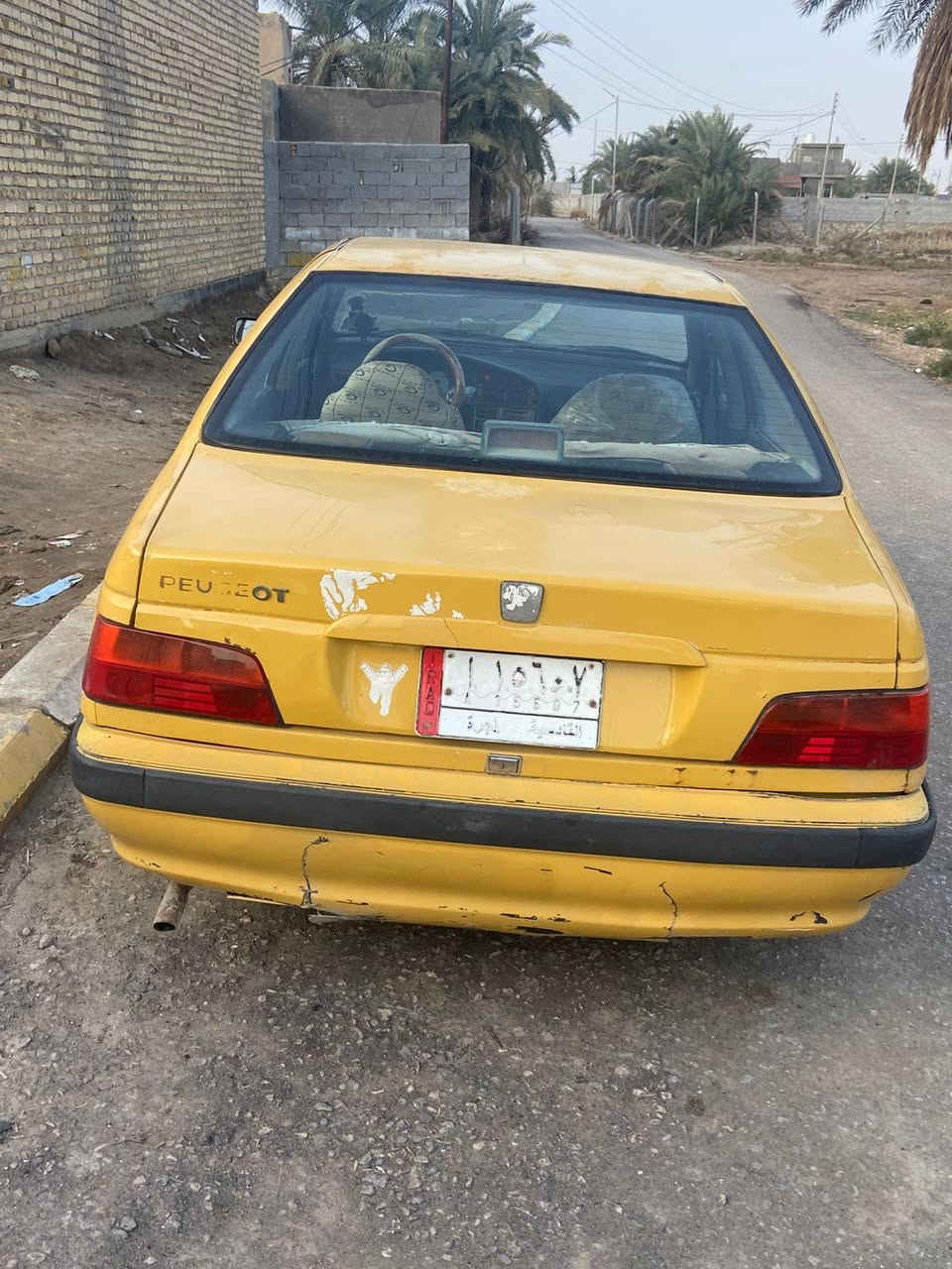 بيجو بارص للبيع او مراوس حسب القناعه موديل 2015 ابسمي مداور ثانيوم سنويه 2027 مكينه كير تبريد شرط حداديه ٥٠ بل ميه السعر ٢٨ او بيها مجال رقم *********** عنوان السماوة
