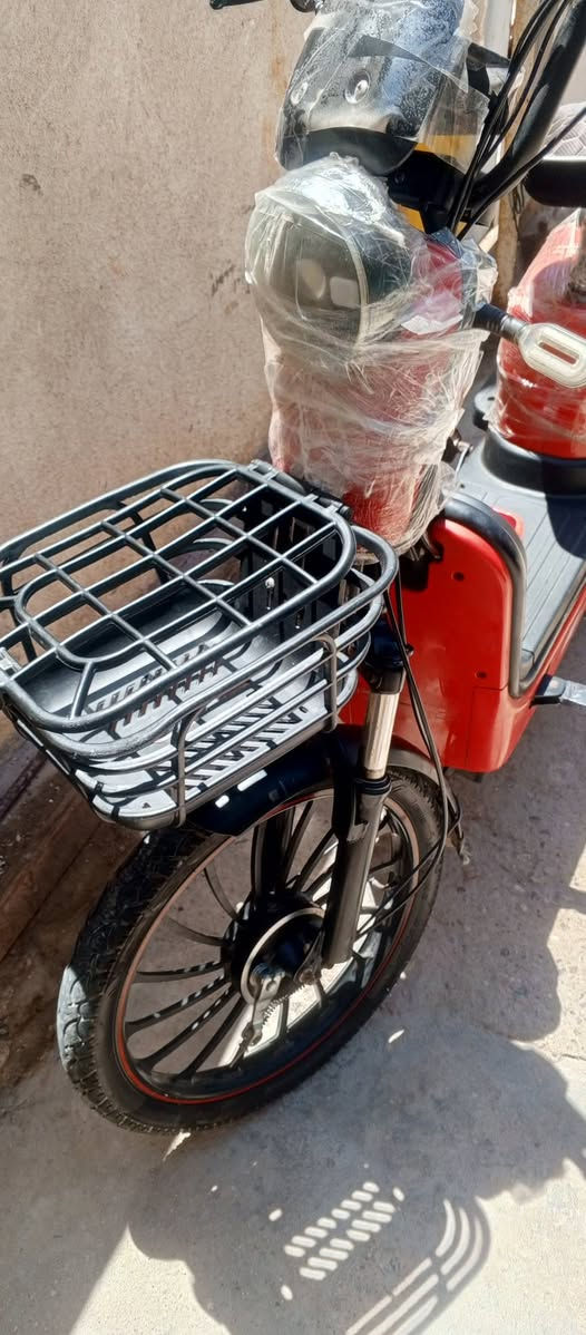 دراجه شحن للبيع مديل 2024
بطاريات جدد كلك النظافة 100/100 عنوان بصرة ابي الخصيب ***********
