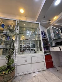 فاترينة صيدلية • خشب HDF مستورد • ٢م×١٫٢٠م×٤٠سم