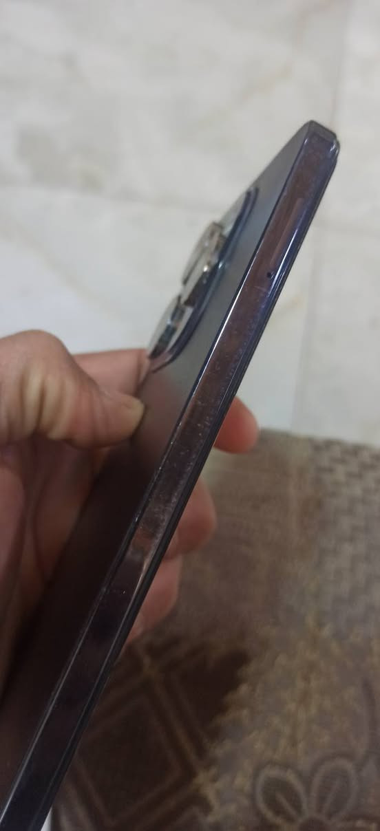 مبايل للبيع نضيف حيل تكنو سبارك 20برو ذاكرة256 رام8+8 بطاريه 5000:!


**إذا كنت صاحب هذا الإعلان وتريد حذفه لأي سبب، رجاءا أرسل رسالة إلى الدعم الفني**