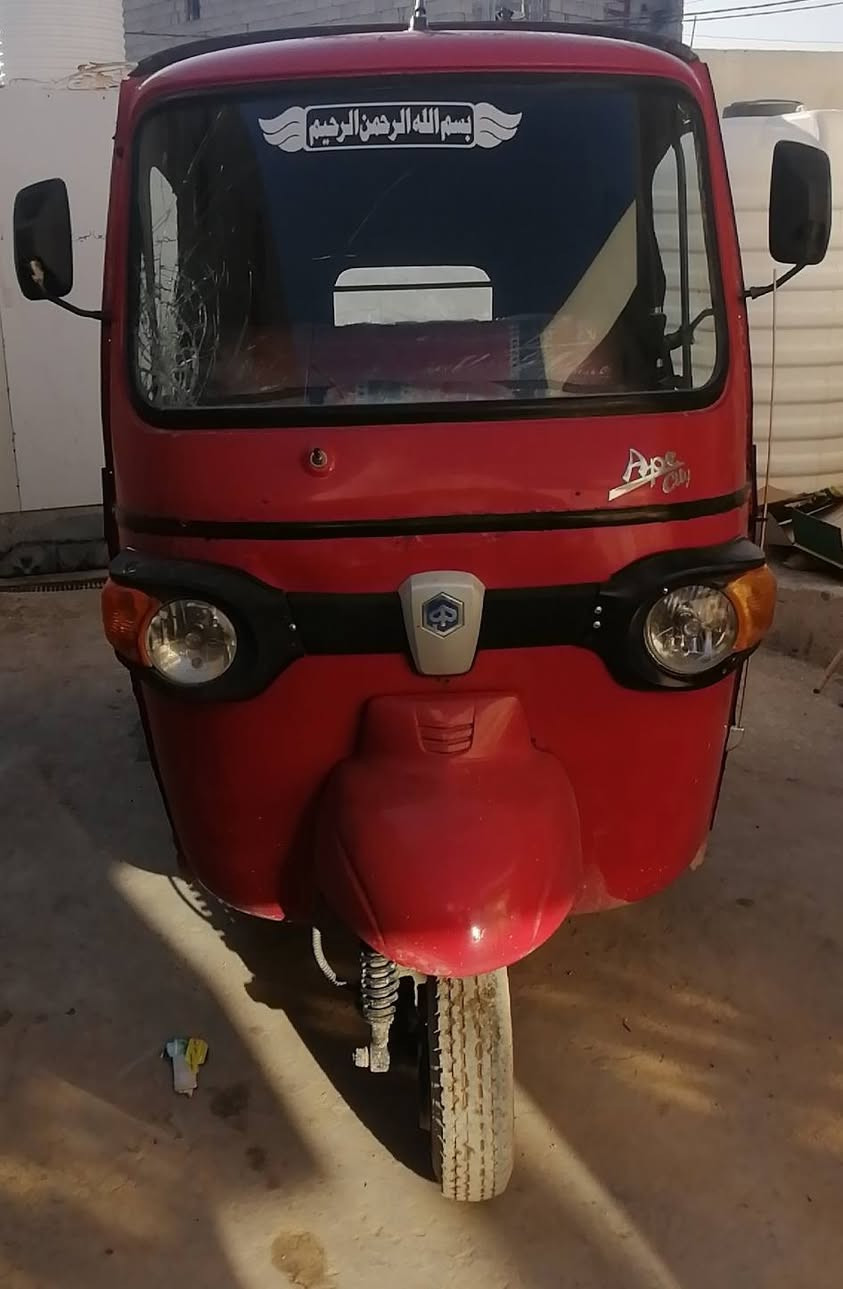 السلام عليكم تكتك بياجو 2018 شهر 11 محسوبة ع.19 مكاني بغداد جسر ديالى الجديد معروضه بمليونين تكتك نضيفة لاخياسات ولا تبديل بلادية تايرات جدد دوشمة داخل جديدة هـ***********
