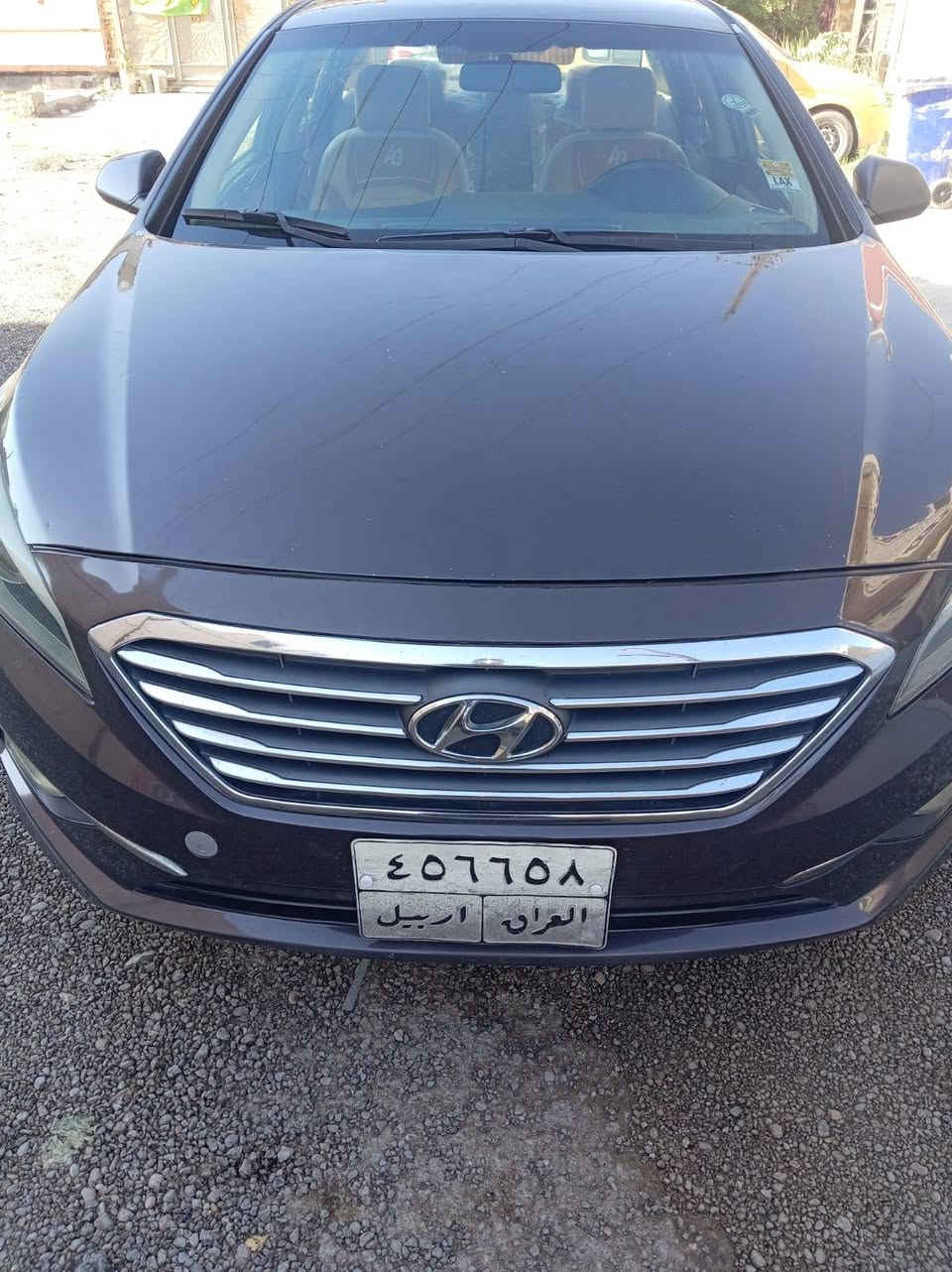 السلام عليكم. سوناتا 2018 سيارة جديدة بيهة صبغ جاملغ وبنيد فقط بدون ايرباك تحويل او وكالة تبريد ثلج اي نقص مابيهة العنوان شهداء البياع. *********** السعر شدة وعشرة ورقات

