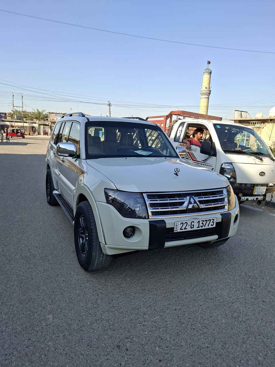 باجيرو2010 حبتور  فول 1/1 
اعلى موصفات ماشية 148 الف 

فقط جاملغ امامي 
سعر ١٣٥وبيه مجال 
الباقي كفاله عامه  

رقم ربيل نكليزي سنوية بأسمي   شرط تحويل 
ثاني يوم

محرك 3500. 
مواصفات فول واحد ع واحد.    

فتحة.     7راكب .      شاشة كامرة.      حساسات امامية خلفية.   كشنات كهرباء.    كشنات جلد.      سماعات دمام  . زراكات لايت.   بچم زنون.  لدات. نهارية.    اشاير بلمري.     مري شفط تبريد ثلاث قطع.  تحكمات جهتين. وباقي المواصفات. فول الفول.  

للبيع  مكان السياره بغداد رصافه
رقم :  ***********
