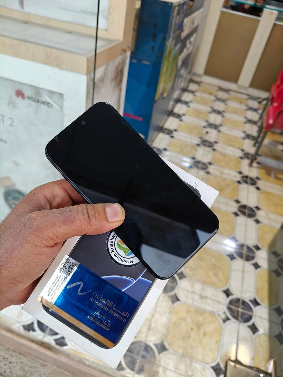 السلام عليكم 
ايفون 16 بروا ماكس ذاكره 256 بطاريه 💯% مشحون فقط 72 مره لوووك أخو الجديد ظمان ماستر وكاله بعده داخل الظمان 
وظمان من المكتب 3 أيام من أي خلل أو صيانه كذالك يوجد نظام اقساط على حاملي ماستر كارد الرافدين حصرا وبدون مقدمه ... مكان المكتب بابل يوجد توصيل محافظات


**إذا كنت صاحب هذا الإعلان وتريد حذفه لأي سبب، رجاءا أرسل رسالة إلى الدعم الفني**