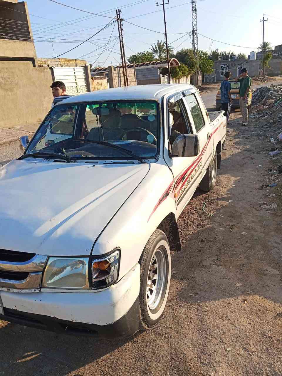 السلام عليكم بيكم دير موديل 2006 رقم كربلاء الاماني السيارة تخم تاير جديد ومحرك جديد السعر 33  الإمكان النجف الامشخاب ***********
