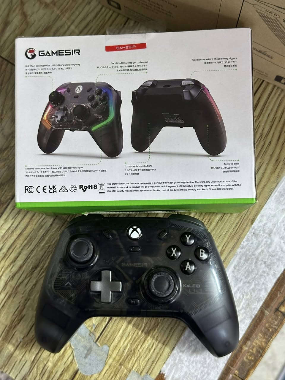 اكسبوكس سيريس اس للبيع 
كامل ملحقات ماعدى الكارتونة 
جوستك عدد ٢ وحدة كيم سير ووحدة الاصلية غير شغالة جاي العب وطفت فجأة 
وياه جوستك كيم سير بعدها جديدة استخدام كلش قليل السعر 365 
عندي جهاز ثاني سيريس اس للبيع ايضاً الي يريد تفاصيل يتواصل خاص او واتساب *********** 
العنوان بغداد الحسينية الراشدية
