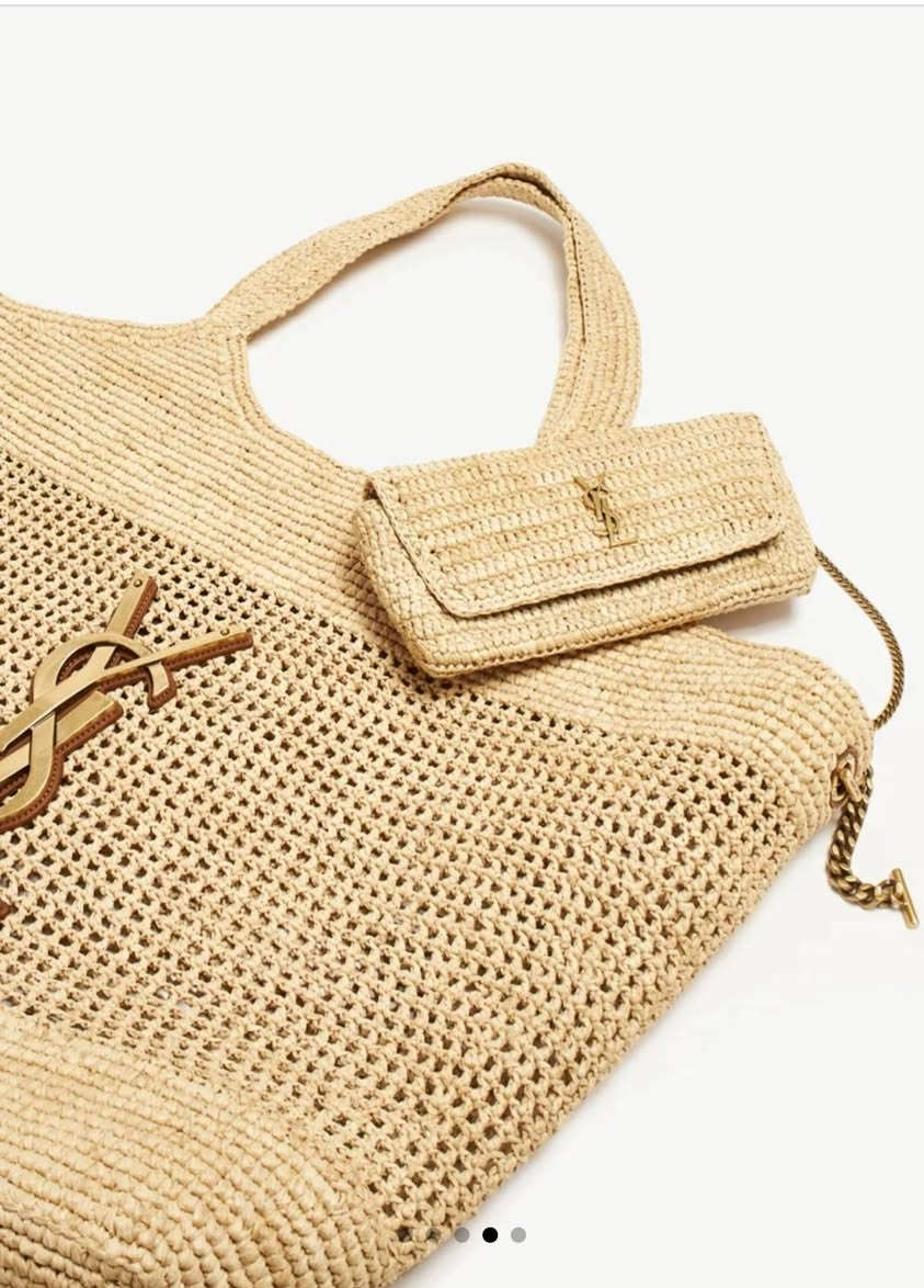 حقيبة سان لوران كبيره الحجم مختومة 
متوفر توصيل لكافة المحافظات


**إذا كنت صاحب هذا الإعلان وتريد حذفه لأي سبب، رجاءا أرسل رسالة إلى الدعم الفني**