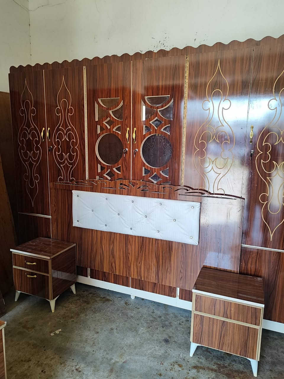 #غرفه نوم مستعمله شغل كركوك قطعتين لا شد ولا فتح نضيفه ما بيها عيب درجه اولى 
#الرقم *********** واتساب واتصال
