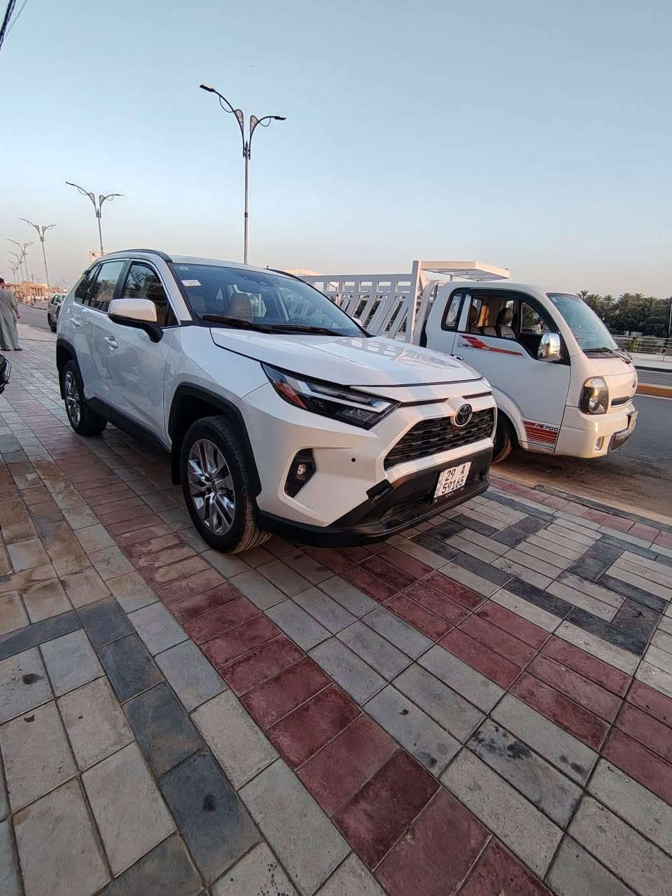 راف فور بانزين واردأمريكي كندا موديل 24/ماشيه 7000/مايل بريميوم رقم واسط انكليزي ظرر جاملغ وبنيد ودعاميه تبديل اصلي تفصيخ بيع او مراووس اوباما /15/ فما فوق 
استفسار /***********
