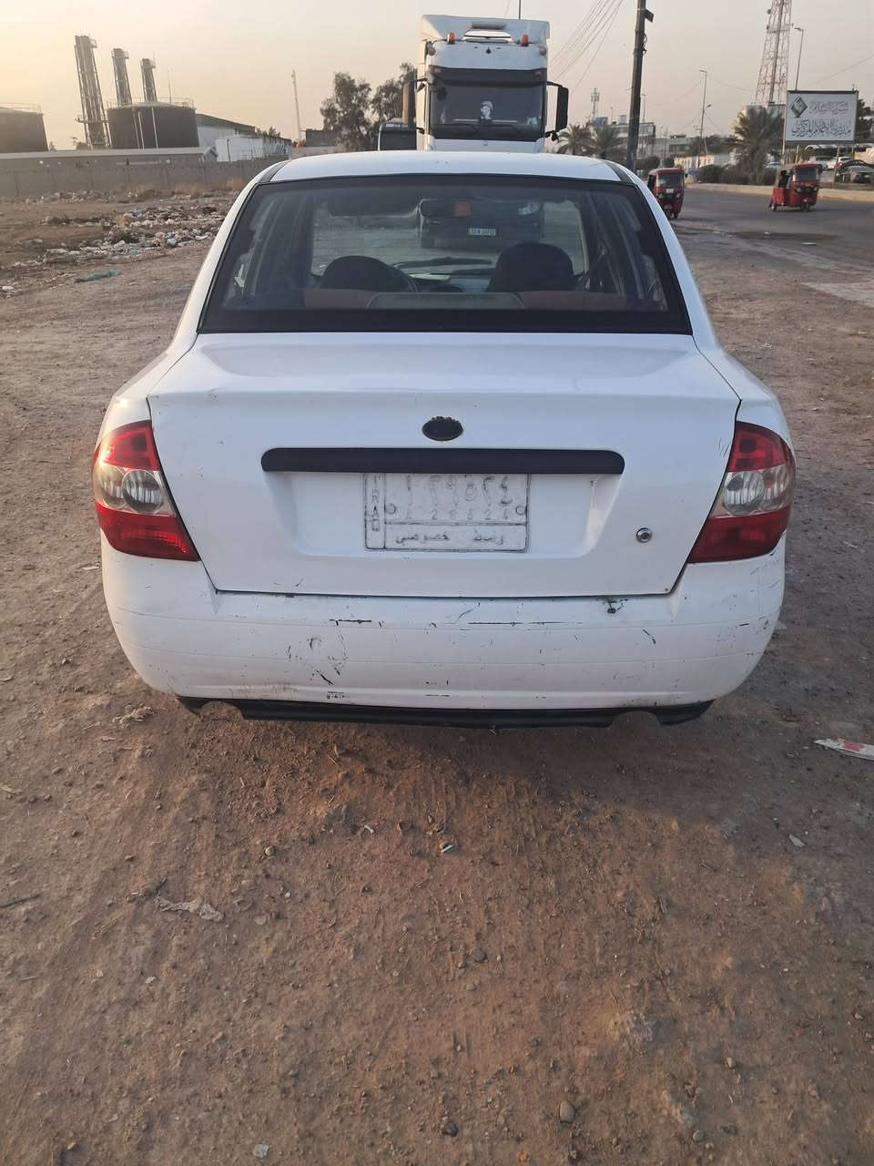 تايبا مديل 2014  واسط
نضيفه وجاهزه لا ضربه ولا صبغ 
بيه فقط بل بنيد قطع زغير صبغ
شواصي نضاف 
بيه خياسات باذيول فقط 
مكينه  كير صدر  كهربائية  كله نضيفه مانقصه شي
العنوان البلديات الضباط السعر 35 
الرقم  ***********
