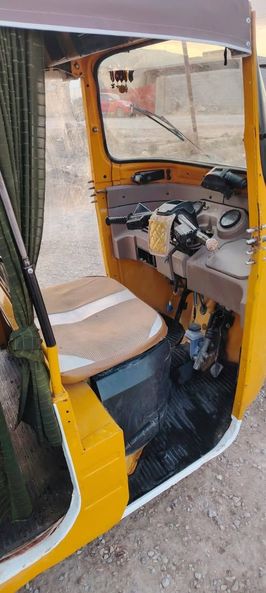 تكتك باجاج موديل 18/12/26
كاملة ماعوزها شيء سعر 5ونص وبيها مجال
اوراق مداور ثاني يوم  

مكاني ناصرية مركز ***********
