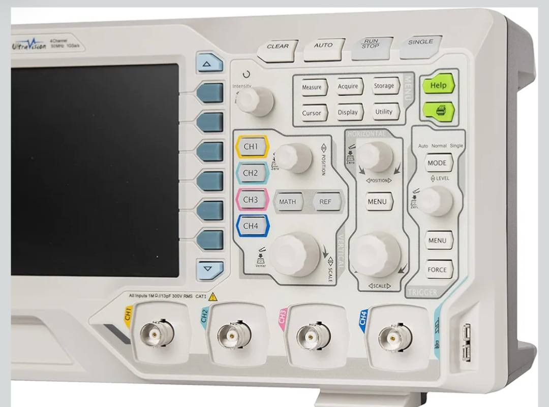 الجهاز هو راسم إشارة رقمي (Oscilloscope) من سلسلة Rigol DS1000Z.المميزات الرئيسية: يتميز بوجود 4 قنوات تناظرية، وشاشة LCD ملونة لعرض الموجات.الوظائف: يُستخدم لقياس وتحليل الإشارات الكهربائية، ويدعم وظائف مثل اختبارات النجاح/الفشل (Pass/Fail) والتحريك (Triggering) المتقدم.الطرازات: تشمل هذه السلسلة طرازات مثل DS1054Z وDS1104Z Plus، وتختلف في النطاق الترددي (مثلاً 50 ميجاهرتز أو 100 ميجاهرتز).


**إذا كنت صاحب هذا الإعلان وتريد حذفه لأي سبب، رجاءا أرسل رسالة إلى الدعم الفني**