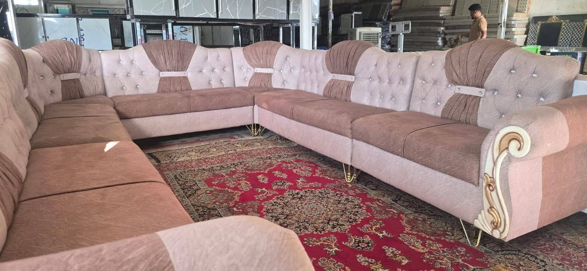تخم ديوان قياس ١١متر ونص 14 نفر  يجي 7 قطع مستخدم نضيف اخو الجديد مابي اي خلل رجل حديد  سعره 450 

العنوان نجف حي الرحمه شارع عشرين مجمع العائله او مجمع ابو محمد *********** النجف, العراق
