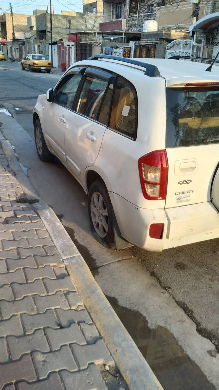 للبيع تيكو موديل ٢٠١٣
مكفولة من الضربة فقط طخات بسيطة 
كير كهربائي مكفول محرك مكفول 
تبريد تدفئة جاهزة فقط هملت السيارة من ٤ اشهر بسبب حالة وفاة عندي من اشتريت محولته بأسمي وضاعن مني لوحة خلفية وسنوية صاحب السيارة بلتاجي شرط التحويل ابيع او تريد شخص يطلع لوحات انكليزي وسنوية طلب ٦٠٠ الف 
السيارة عارضة ٣٩ وبي مجال بسيط 
للتواصل ع الخاص او الإتصال ***********

