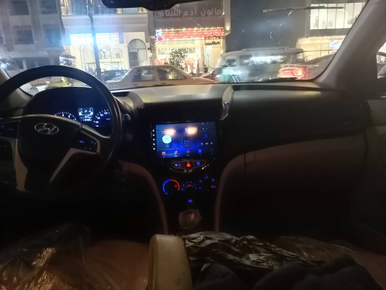 سلام عليكم اخوان اكسنت  للبي2016 خليجي دوش قطرتين محرك 1600 فول الشركه العامه للسيارات بيها ضربه شويه من الجاملغ عكس السايق وشويه من الباب فقط
السعر المطلوب ١١٢ وبيها مجال مكان سياره بوابه العراق
والزعفرانيه ***********
