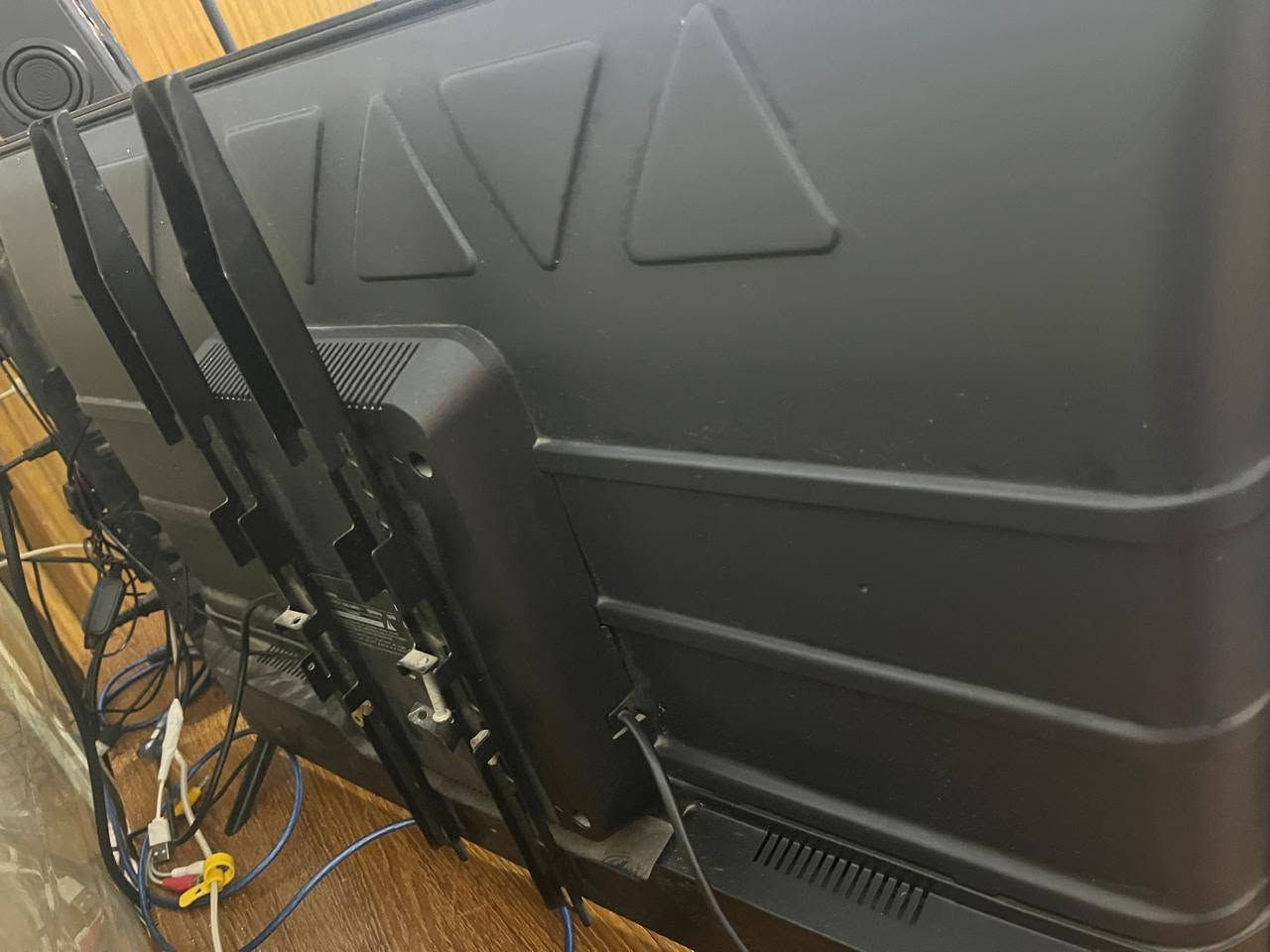 شاشه TCL سمارت اندرويد حجم ٣٢ بوصه ٦٠فريم للبيع
السعر 145 وبيها مجال
الشاشة اخت الجديدللتواصل ***********
