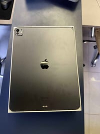 ايباد برو 13 • قلم برو • بطارية 98%