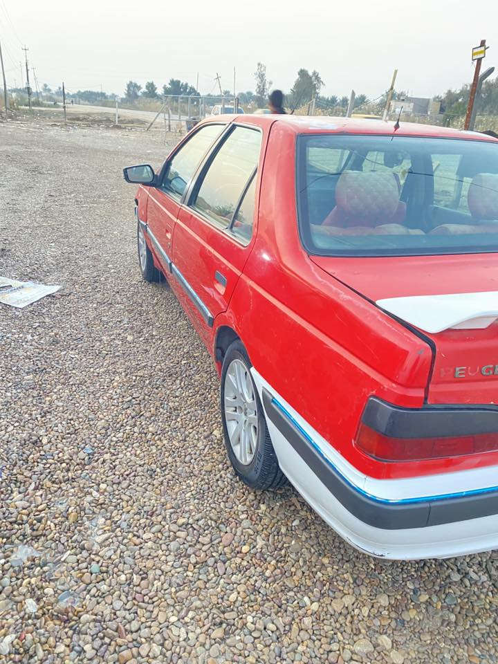 بيجو فرنسي موديل 1993 رقم بغداد سنويه مانافذه مكينه وكير كفاله حداديه جديده وتخم تاير جديد سعره 28 وبيه مجال مكانه بدوانيه ..  ***********
