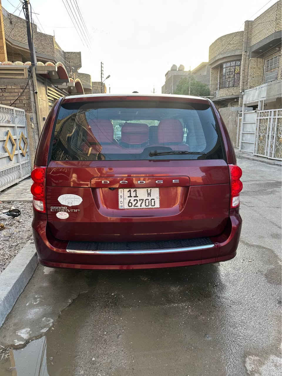 دوج كرفان SXT 2018 - ماشية 88الف ميل ❤️🔥

• 🚙 محرك 6 سلندر 3600 سي سي
• 🛣️ ماشية88 الف ميل فقط
• ❄️ تبريد 3 قطع
• 💡 منظومة زنون عالي وناصي
• 🔩 تخم تاير جديد
• 💺 كشنات بلع منفصل
• 🌡️ الحماوة ما تعبر النص نهائيًا
• 🎮 تحكم من الستيرن
• ♻️ نظام ECO الاقتصادي
• 🛞 بيبان وصندوق ميكانيك (ليست كهربائية)
• 🔄 رقم بغداد الجديد وتحويل ثاني يوم

تفاصيل الحادث:
🚧 صبغ جهة اليسار بسبب حادث في بغداد، موضح بالصور
🚧 باب الجانب الأيمن أيضًا مصبوغ لغرض توحيد اللون والمظهر الجمالي
بيها دخانه بيضه فقط عند التشغيل

الموقع: بغداد - العبيدي
رقـم صـاحـب السـيـارة: ‭0770 923 5383‬

السـعـر 140 وبيها مجال بغداد, العراق
