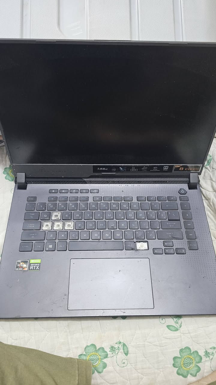 لابتوب للبيع موديل rog G15
Rtx 3050 4g
R7 4800H
شاشه حجمها ١٥.٦
١٤٤ هرتز

Ram 16g
بدون هارد لان احتاجه تكدر انت تركب SSD او m. 2
بيها ضربه خفيفه بالكيبورد صارلها سنتين عندي استخدمها للشغل وشوية العاب ما بيها اي مشكله غير الضربة ومبين بالصور
وياها شاحنتها الأصلية
مطلوب مليون ضبط
تحب تجي بغداد الشرطة رابعه او ديالى تحرير تفحص بالهادر مالي وتاخذها او تجيب هاردك وتفحصها بيه


**إذا كنت صاحب هذا الإعلان وتريد حذفه لأي سبب، رجاءا أرسل رسالة إلى الدعم الفني**