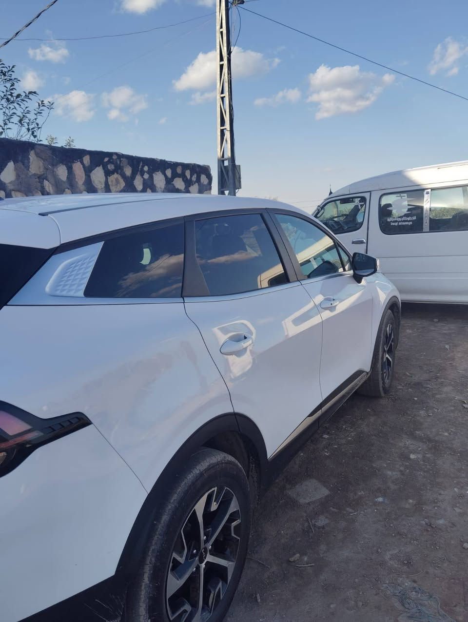 مكلف بالنشر
كيا سبورتج 2024  EX
وارد امريكي ضررها جدا بسيط صبغ ربع بين البابين جهة السائق 
دخول جديد لوحات فحص  مؤقت تترقم جميع المحافظات
محرك ٢٥٠٠ بجم كبس على وضع الشركة عداد المسافة 10 الف مايل
بصمة و بصمة ابواب
وتشغيل عن بعد 
شاشة كبيره لمس
كاميرا و رادارات / رادار امامي /رادار جانبي /رادار خلفي
 حساسات خلفي 
 كشنات جلد كهرباء تدفئة وتبريد شاحن بالكشنات
.تبريد قطعتين 
نقطه عمياء
.اشارة بالمرايا الجانبيه                                     
. فول تحكم ستيرن                                             
اوتو بريك وبريك بصمة                                                    
.شحن موبايل لاسلكي                                                        
٣ انظمة قيادة
. مثبت سرعه
. تحديد مسار   
.لايت بلادي Led  زينون
للاستفسار /***********
متوفر واتساب ايضا/ ***********
مكان السياره حله
