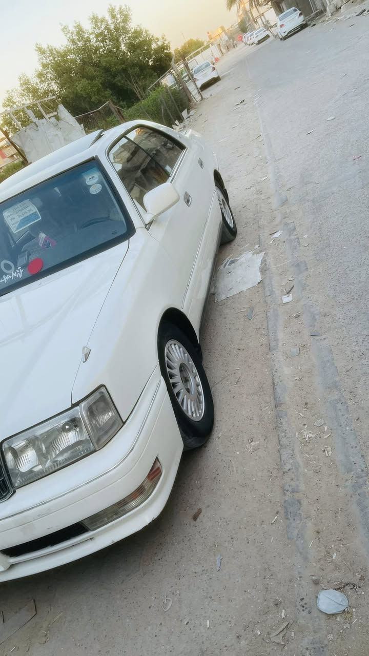 للبيع فقط👉🏼
/النوع كراون راس الثور فلات)) كص قمار فقط
كص قمار 
ألون ابيض صدفي
سنه الصنع 2000 اصل
تحويرته نجف فوك وجوه 
—————تفاصيل سياره👇🏼——————
                     فول 1/1
شاصي55 
فتحه سقف
مكينه 3000 فيشتين  جديده شرط
كير جديد
تبريد ثلج ❄️ 
تخم ويل ليزري  
بجم كرستال 
سستم سماعات كامل
ارقم صلاح الدين ماداور 
سعره 86وبيه مكان نجف حي الجزيره مجال  الرقم ***********
