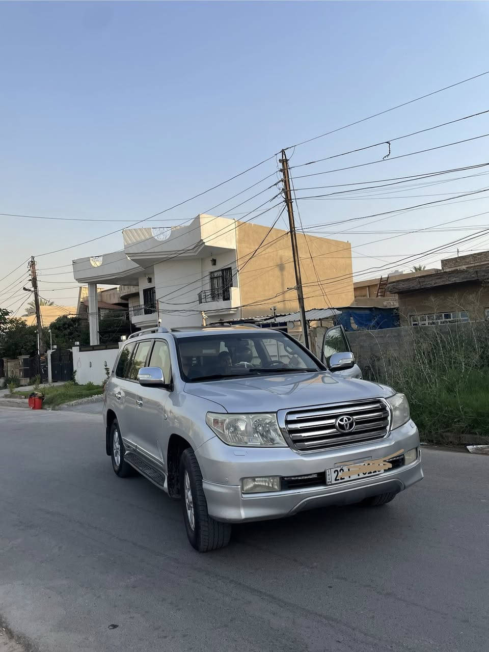 سلام عليكم 
لاندكروزر موديل١١  ستينيه من نضف ستينيه سنويه 
سياره كفاله عامه  بيه شبر بارد 
فول موصفات 
شاير بل مري تحكم ستيرن 
زراك لايت مري شفط 
شاشه جبيره كامرات360
٣قطع تبريد
جلد كشناد  بقلوه
سبع راكب 
محرك بدل طابوكه بيه ضمان ربع سنوات كير كفاله v6
رقم اربيل بسمي تحويل ثاني يوم
تشغيل ع بعد 
زنون عالي وناصي
لد ليزري تاخلي  
سعر 300 وبيه مجال 
لبيع مراوس  
مكاني بغداد لعامريه
***********
