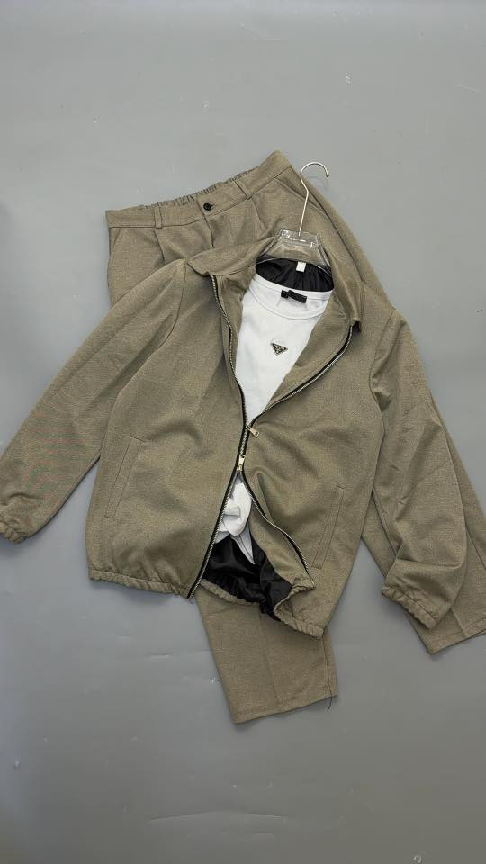 توفر سوت
سيري ٤ قطع
M. L xl xxl
الحجز واتساب
***********
