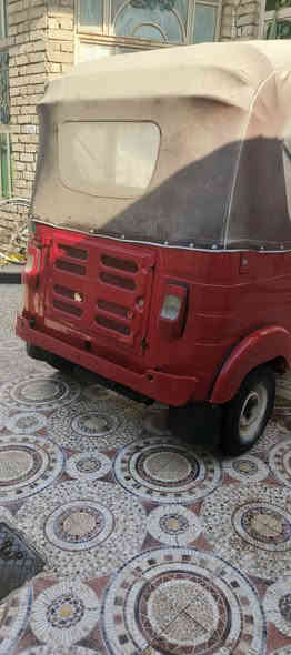 السلام عليكم تكتك موديل 2017 اوراق محرك 20 جديد نضيفه ومعمره كامل مابيها نقص من مكينه وكهربائيات السعر (3500) مكان واسط العزيزيه مكلف بلنشر لتكتك مو يمي رقم صاحبها ***********
