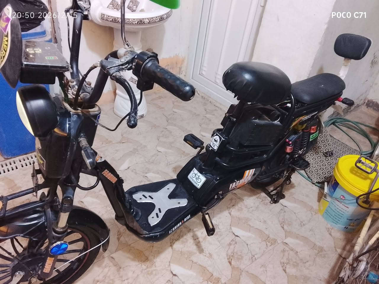 سلام عليكم دراجه حجم24 
بطاريات نضيفه 4بطاريات
العنوان نجف حي العسكري مدارس 
***********
