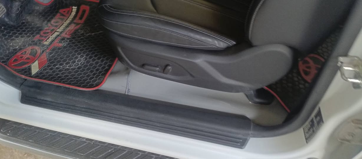 سلام عليكم
كريت وول 
موديل 2025
ماشيه 29الف
كفاله عامه 
رقم قادسيه انكليزي 
السعر 140
***********
مراوس
