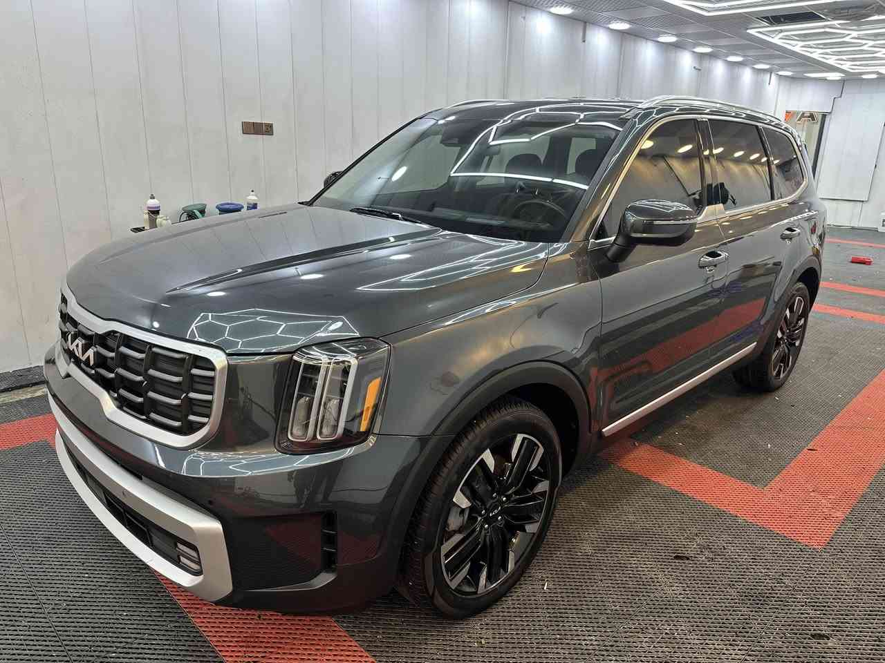 ﷽
كيا تلورايد 2024 وارد امريكي داخلة زيرو فو1/1

ماشية 24 الف كيلو
محرك 3.8
موصفاتها:
1-رادرات امامي+خلفي+جانبي
2-تحديد مسار 
3-كامرات 360
4-صندوق كهرباء
5-لدات داخلية ابواب + دشبول 
6-تدفئة + تبريد كشنات 
7-كشنات كهرباء 
8-مساج كشنات
9-لايت زنون 
10-ويل 20
11-سستم سماعات هارمن كاردن 
12-داخل قرميدي
13كشنات منفصل vip
14-دخول ذكي 
15-تحذير قيادة عند الخروج عن المسار
16-كشنات خزن ميموري
17-تبريد مركزي + تحكم مناخي منفصل 
18-بردات ابواب 
19-مراية وسطية داتا شو و تحكم تضليل
وبعد هواي موصفات 
سعر 275 وبيهة مجال للشراي
 الضرر تقرير مياه امطار (water flood)

العنوان بغداد التواصل ***********
