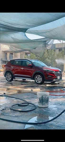 توسان 2018
شاشة جبيرة
تحكمات ستيرن
كامرة دوارة
ماشية 90الف بيها 4قطع
السياره باسمي 
مكاني بغداد
السعر 150$ بيها مجال 
***********
