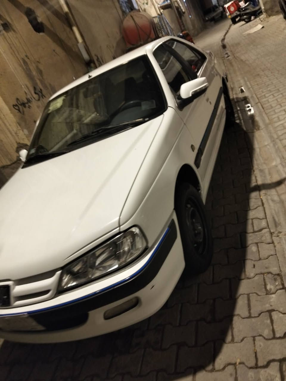 السلام عليكم بيجو بارص موديل 21 سياره كفاله فقط محرك مفتوح وحدادية نص عمر سياره بدي كفاله تبريد شرط ثلج سيارة جاهزه من كلشي احلا من الصور تحويل راعيها يريد سعر( 60) وبيها مجال حك الجيه
***********
