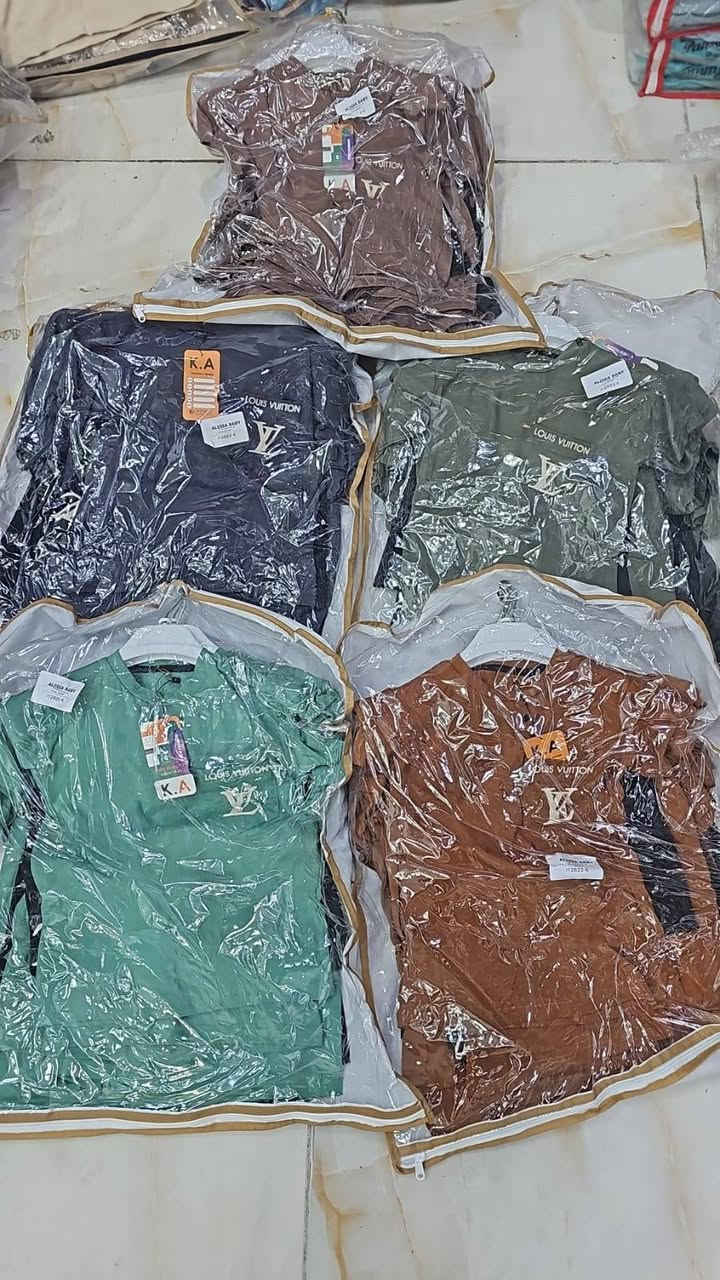 جملة فقططط
تشكيلة متنوعة من ملابس الاطفال
القياسات عالصور والسعر حسب الموديل
خامة درجة اولى
توصيل متوفر لكل محافظات العراق🇮🇶
قناتنا https://t.me/aramemin
كروب الواتس https://chat.whatsapp.com/EjncSDqqo0b4M5b9nZMOgD?mode=ems_copy_t
الحجز والاستفسار ع خاص الصفحة او الواتس***********🌷
