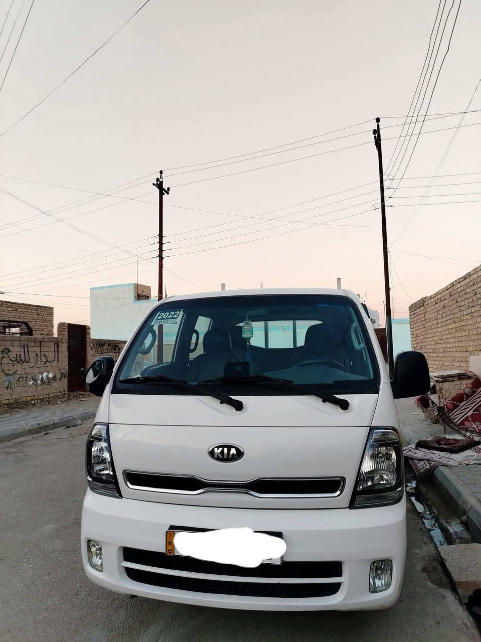 سلام عليكم
كيه دبل قماره مسكر اوتماتيك 
موديل 22 سياره جديده  كفاله عامه 
رقم قادسيه انكليزي بسمي 
السعر 185
*********** شرط التحويل
المكان السماوه
