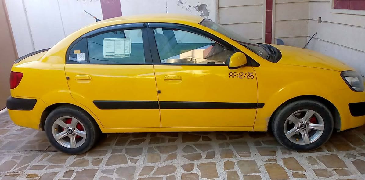 السلام وعليكم
السياره موديل 2006هزه جديده 
سنويه 28 
السياره أحله من الصوره 
السعر 85
التفاصيل ***********
