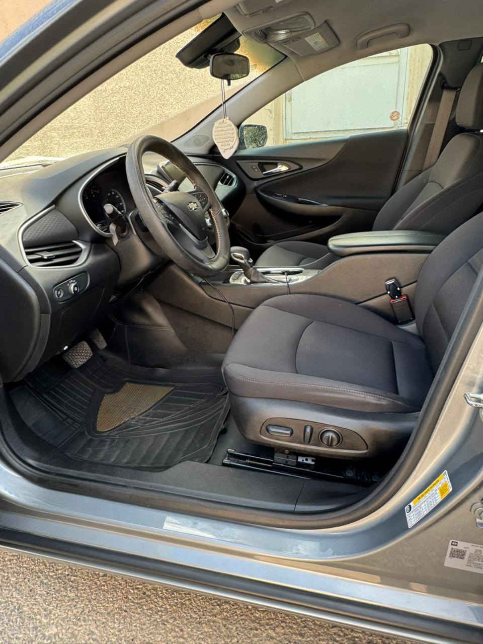 ماليبو lt موديل ٢٠٢٣ بدون صبغ
ارباك سترين سستم بيها تعديل بارد جامرلخ أمامي سكن والباقي شرط من لغد
 استفسار اتصال على رقم ***********
