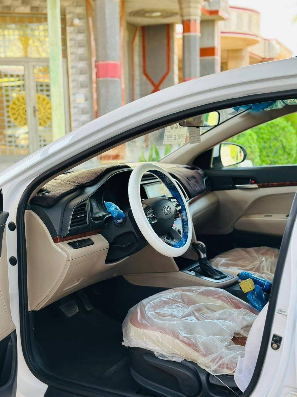 للبيع النترا ٢٠خليجي فول محرك ٢٠٠٠ محرك وكير كفاله سياره بيه قطعه واحده صبغ جاملغ  خلفي جهت سايق‏ ترهم مراوس  سعر 158بيه مجال .الانبار باسمي. ‪0 780 350 1702‬‏
