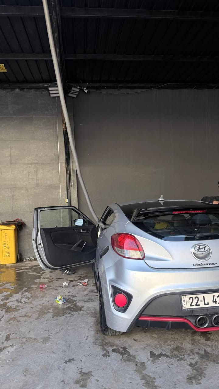 السلام عليكم فولستر ٢٠١٦ امريكي رقم اربيل حادث جاملغ الايمن وباب الايمن محرك وكير وصدر خير من الله ماشية ١٠٧ ميل بصمة شاشة كامرة للتواصل *********** مكان بغداد الاعظمية السعر ٧٤ ورقة وبيهة مجال
