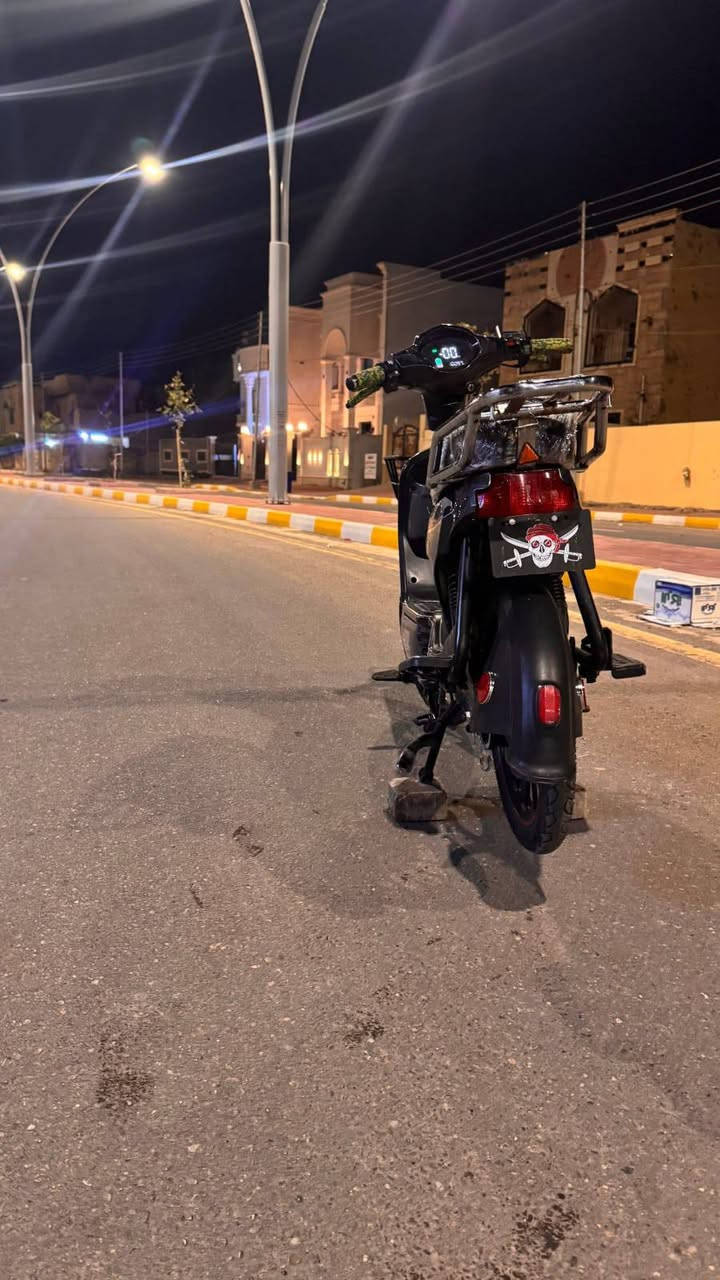 سلام عليكم دراجه شحن للبيع مستعمل نضيف جدا 
السعر ٤٥٠الف بي مجال عنوان رمادي المعارض
***********
