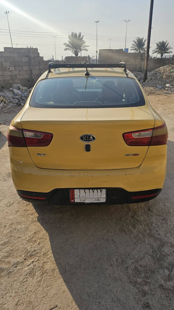 السلام عليكم كيا ريو مديل ٢٠١٦ محرك ١٦٠٠ جيتي  وارد امريكي حادثه قبق جنطة فقط نفسه معمر بدون حوض مصفرة هيئه وغرامات السياره حلوه ونضيفة مكانهه بغداد  الامين السعر ٧٥ وبيهة مجال حك الجيه ***********
