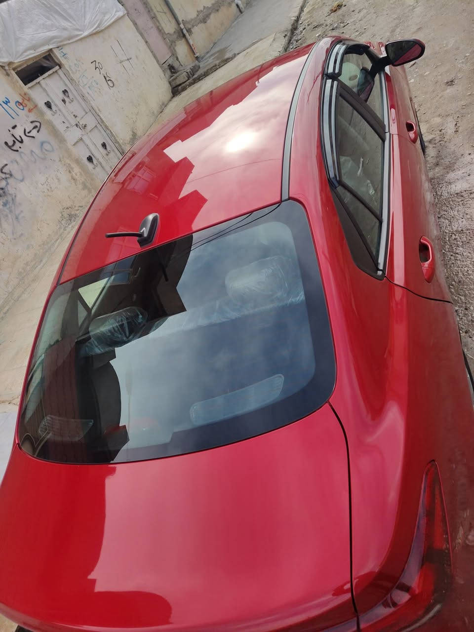 كيا ريو موديل 2021
مواصفات S معروفة
محرك 16دوش
كير cvt وضع شركة
ضررها باب وجاملغ خلفيات 
وبيها كم ملاحضة من تجي اشوفك هنا
السعر 128
للتواصل ***********
