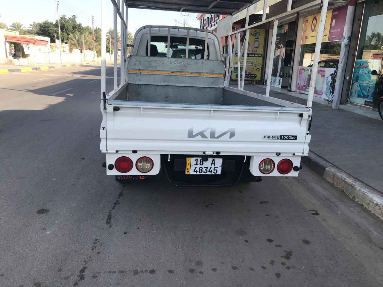 السلام عليكم سياره كيه مسكره دبلو جاف مكفولة كفاله عامه مديل 2017سياره زيرو ماشيه 90الف رقم بابل تحويل ثاني يوم مكان البصره الدير سعره 140,رقم ***********
